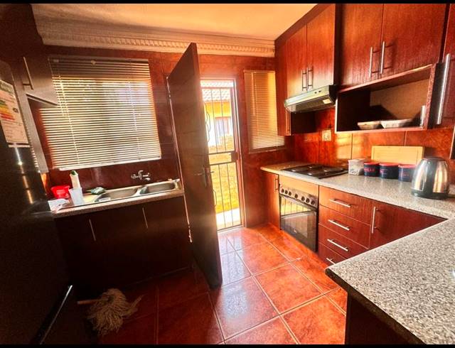 2 BEDROOM PROPERTY TO RENT IN SOSHANGUVE BB